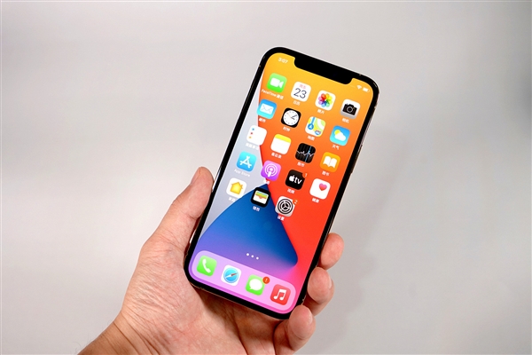 魏都苹果手机维修分享iOS 14.2修订版已到，专属iPhone 12系列 