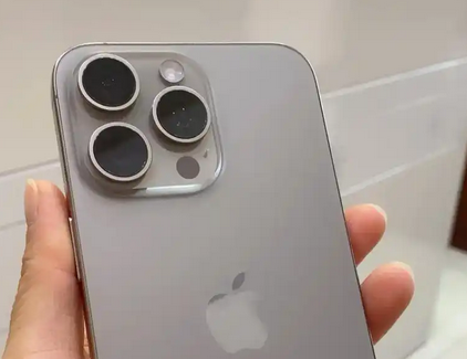 魏都iPhone15序列号查询分享如何查找苹果15手机序列号的位置 